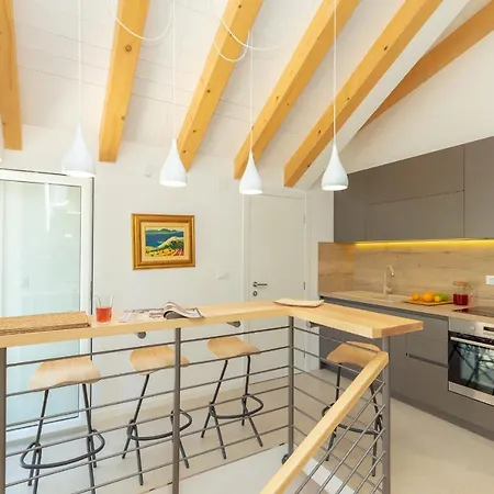 Hedera Estate, Hedera A54 *