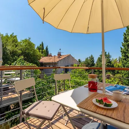 Hedera Estate, Hedera A54