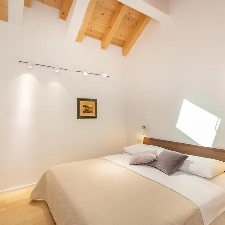 Hedera Estate, Hedera A54 Ragusa