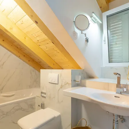 Hedera Estate, Hedera A54 * Dubrovnik